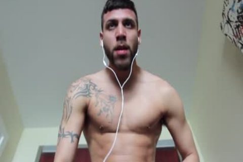 Thellock & enormous Shower receives Steamy For enormous cocked fellows