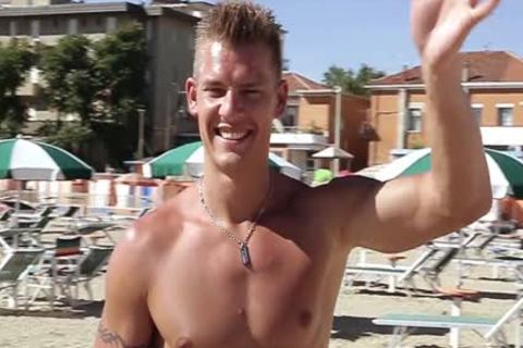 Swimming Pool nakedback orgy