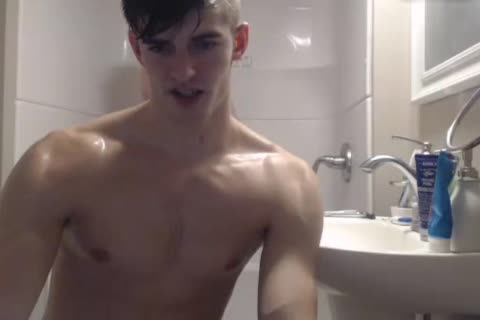 two nice-looking Bi guys Have enjoyment And Have jointly A hot Shower