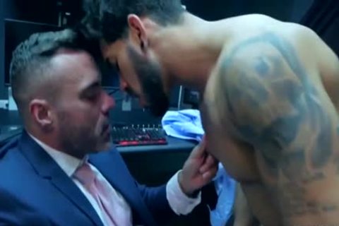 Pietro Duarte together with Manuel Skye ass fucking