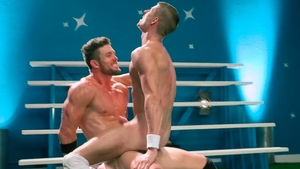 HotHouse: Sean Maygers and Ryan Rose hard stretching