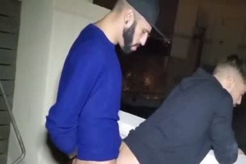 Ev - His neighbour poked Him On The Rooftop With Romeo Davis And Dann Grey