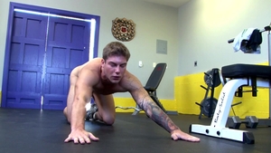Next Door Male: Enjoying a Solo from Gym Star Vance Crawford